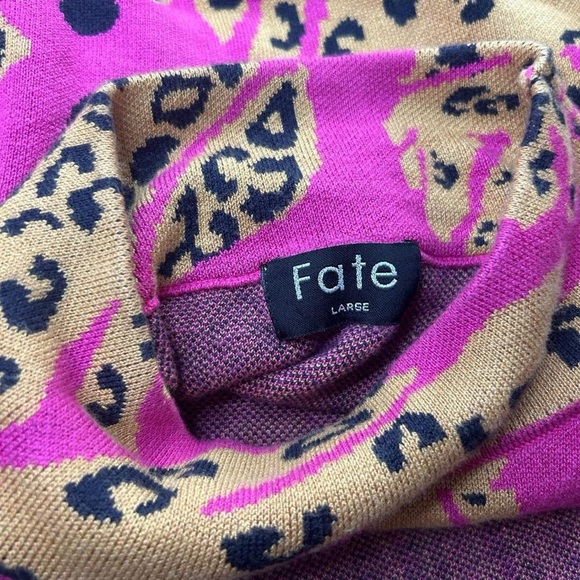 Dance Around It Mixed Print Sweater – Fuchsia Pink, Large 🐆💗 - Picture 6 of 11